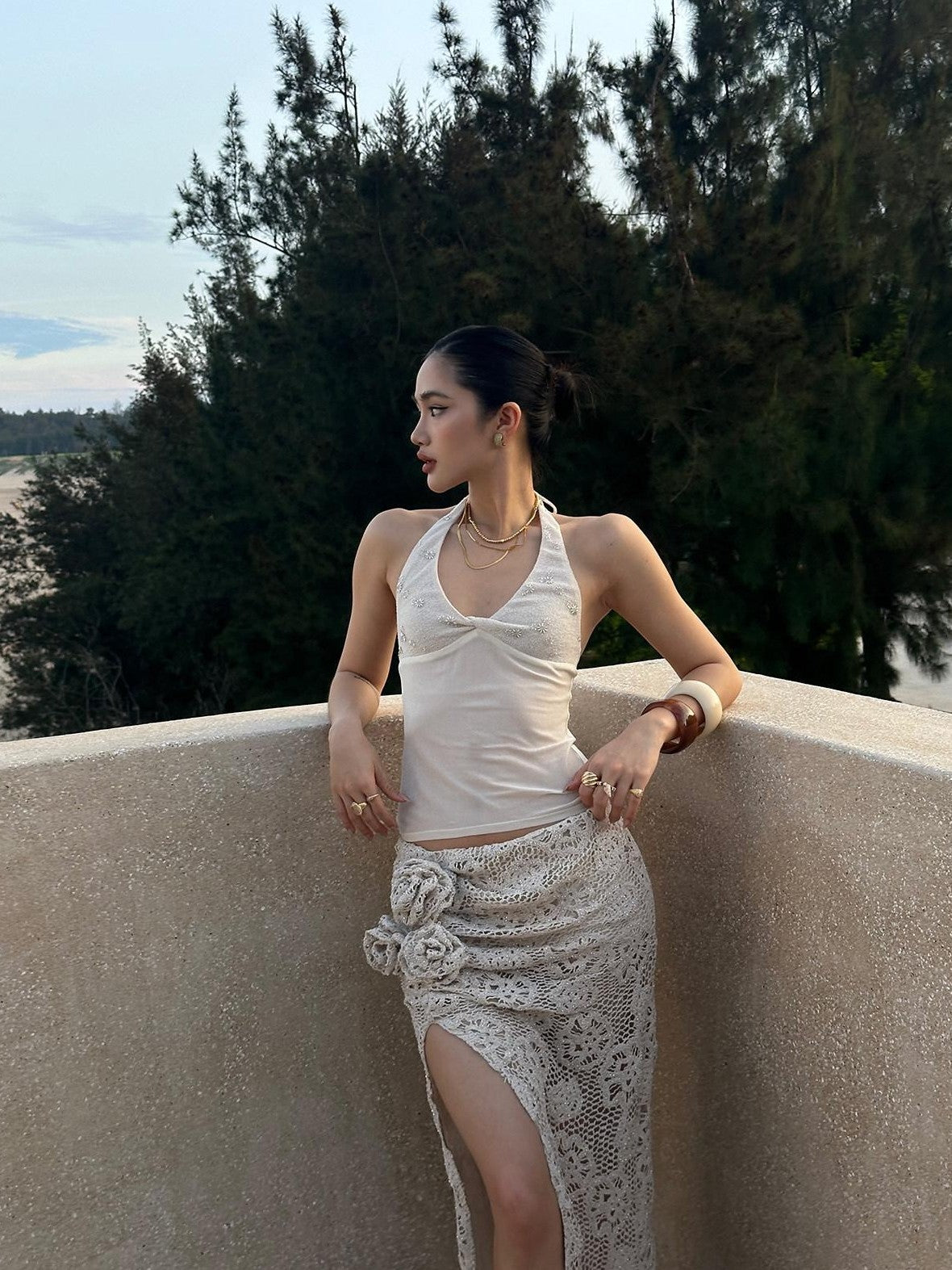 rovente White Sequin Spliced Backless Slim Fit Women's Polyester Halter Tops