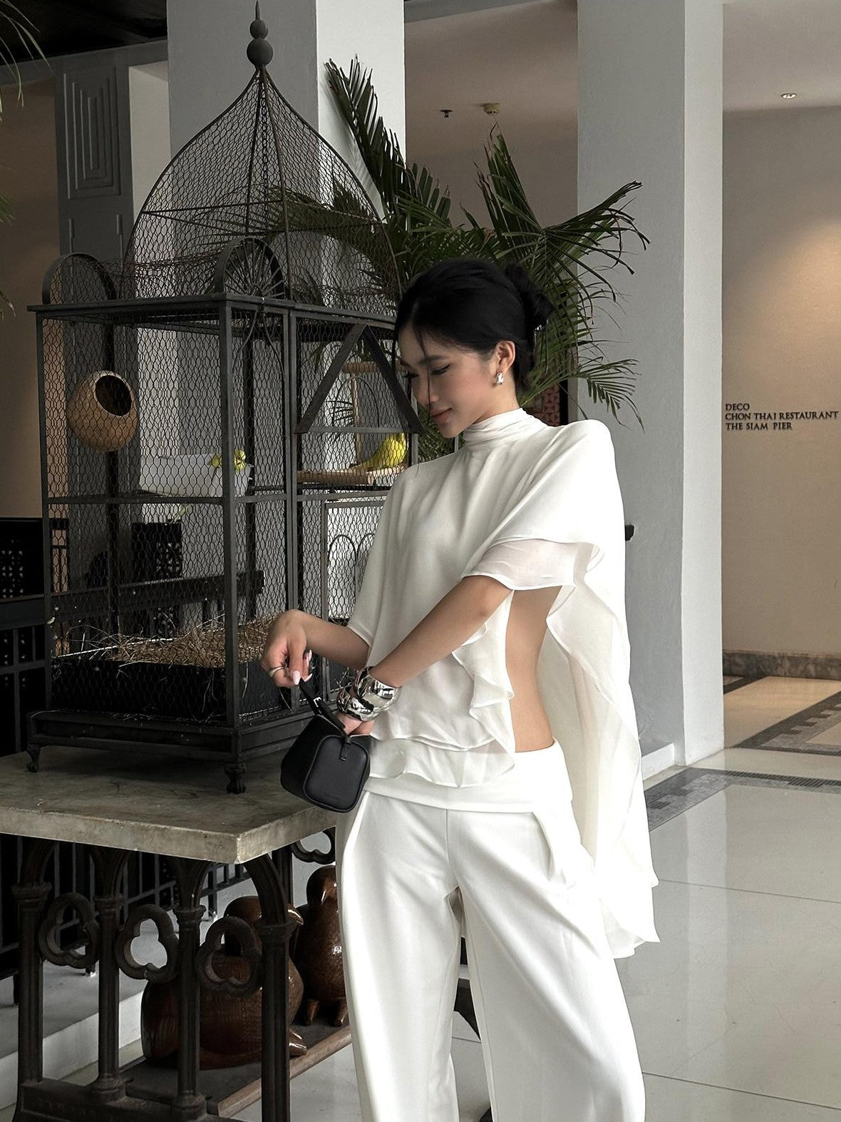 rovente White Shawl Overlay Ruffle Sleeve Stand Collar Women's Polyester Tunic Blouses