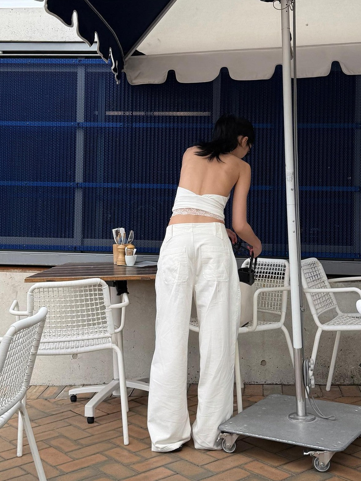 rovente White Solid Pockets Woven Natural Waist Women's Pure Cotton Wide-leg Jeans