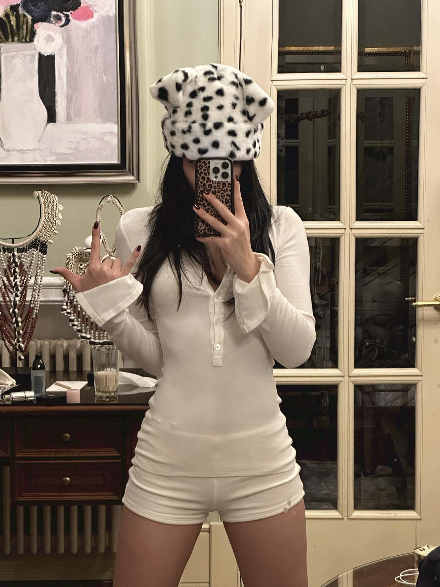 rovente White V-neck Slim Fit Button Knit Long Sleeve Women's Casual Top & Shorts Sets