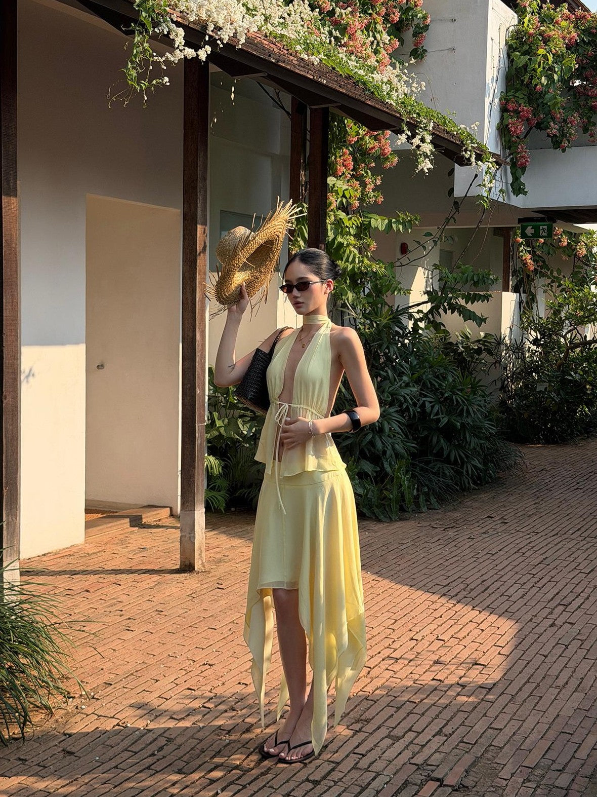 rovente Yellow Deep V-neck Sleeveless Asymmetric Two Piece Women's Matching Skirt Sets
