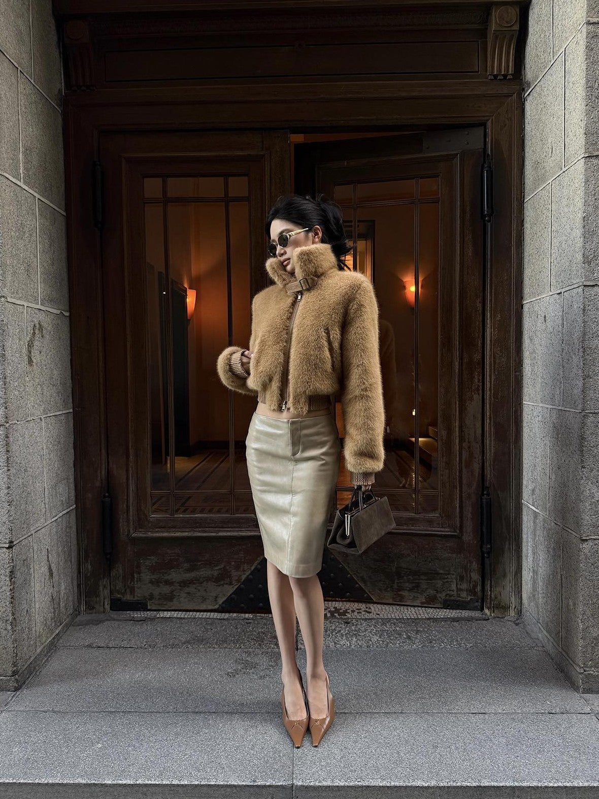 rovente Yellow Stand Collar Zip Cropped Women's Faux Fur Coats