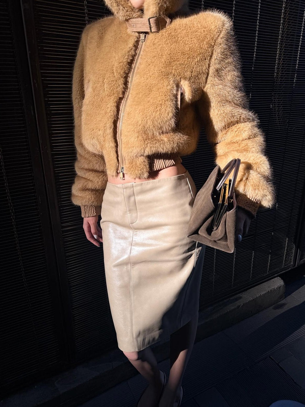 rovente Yellow Stand Collar Zip Cropped Women's Faux Fur Coats