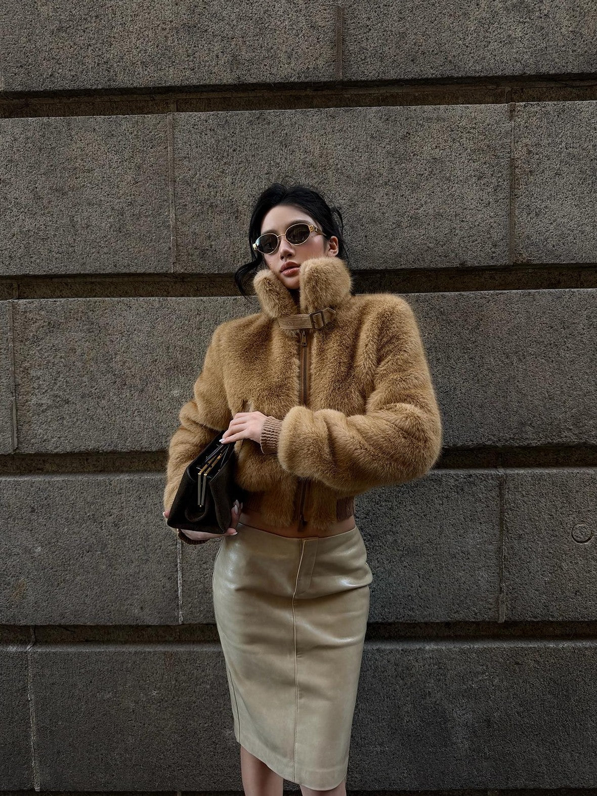 rovente Yellow Stand Collar Zip Cropped Women's Faux Fur Coats