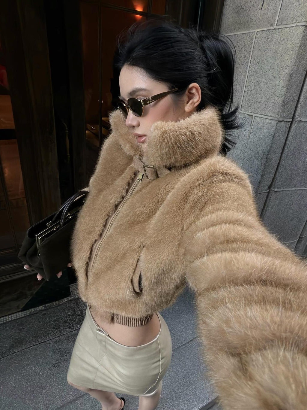rovente Yellow Stand Collar Zip Cropped Women's Faux Fur Coats