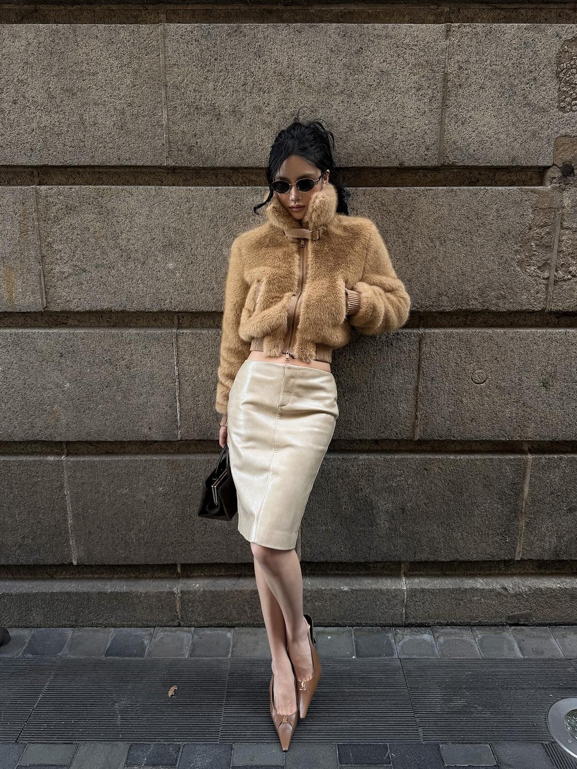 rovente Yellow Stand Collar Zip Cropped Women's Faux Fur Coats