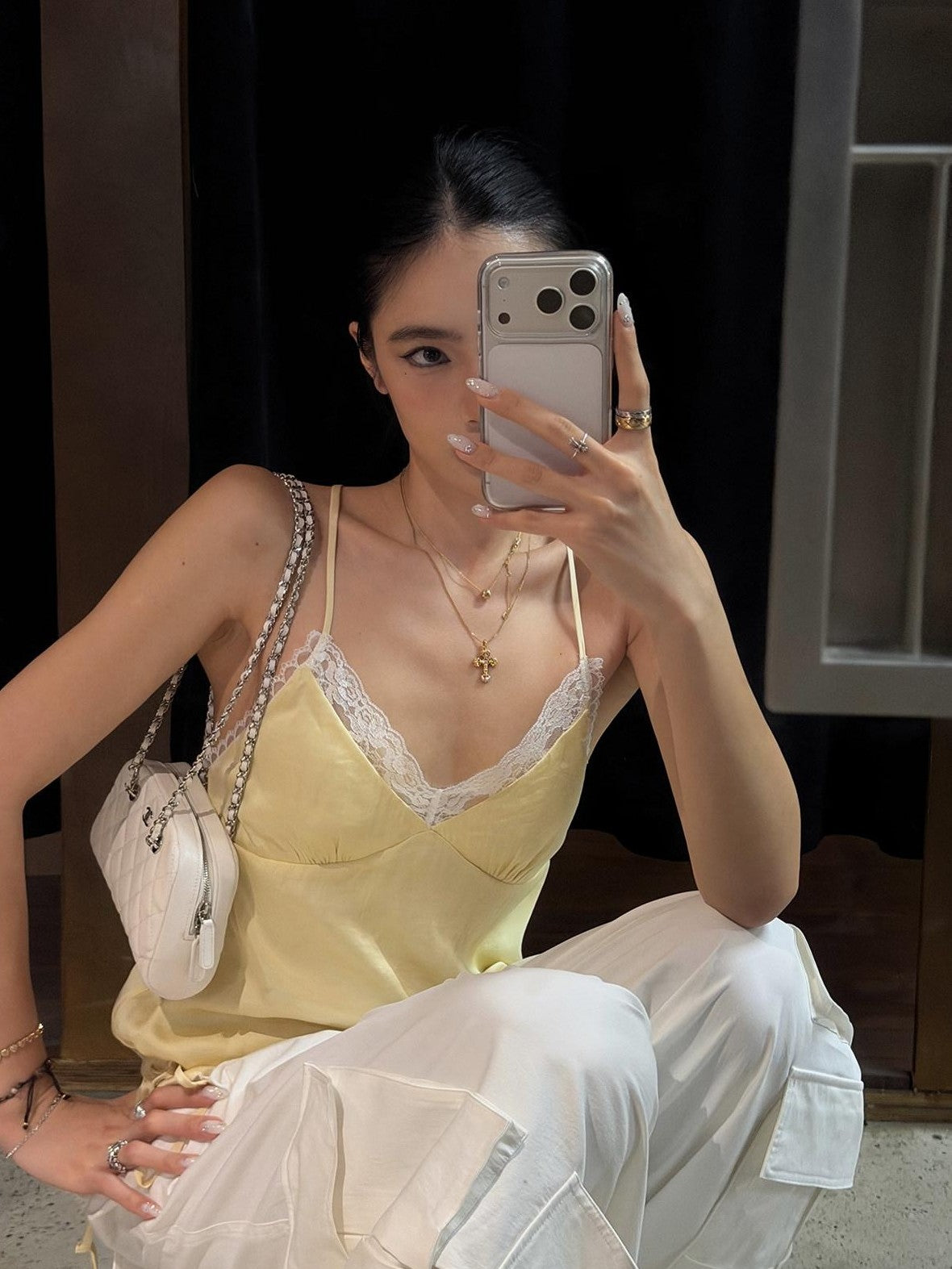 rovente Yellow V-neck Lace Splice Drawstring Slim Fit Women's Camisoles
