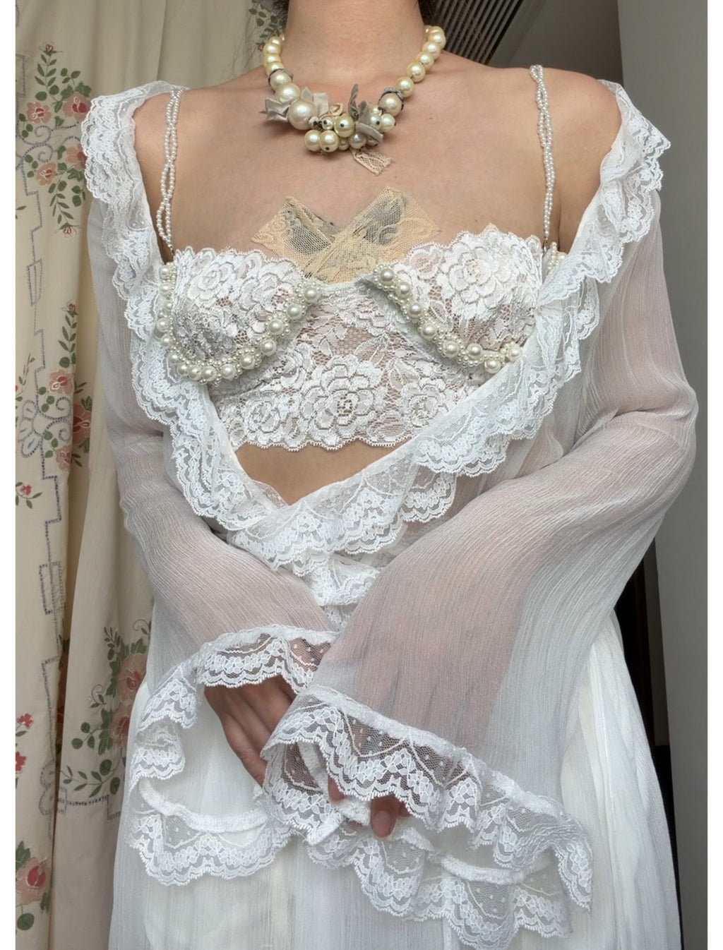 tattletale_Baroque_Lace_Pearl_Underwire_Trim_Women's_Polyamide_Elastane_Blend_Camisoles_973962496193_MISSTT