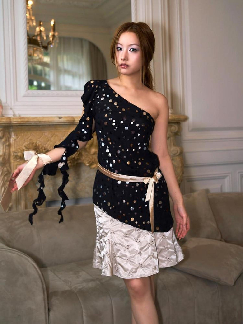 tattletale Heat Print Irregular Polka One Shoulder Women's Loose Mid Asymmetric T-shirts
