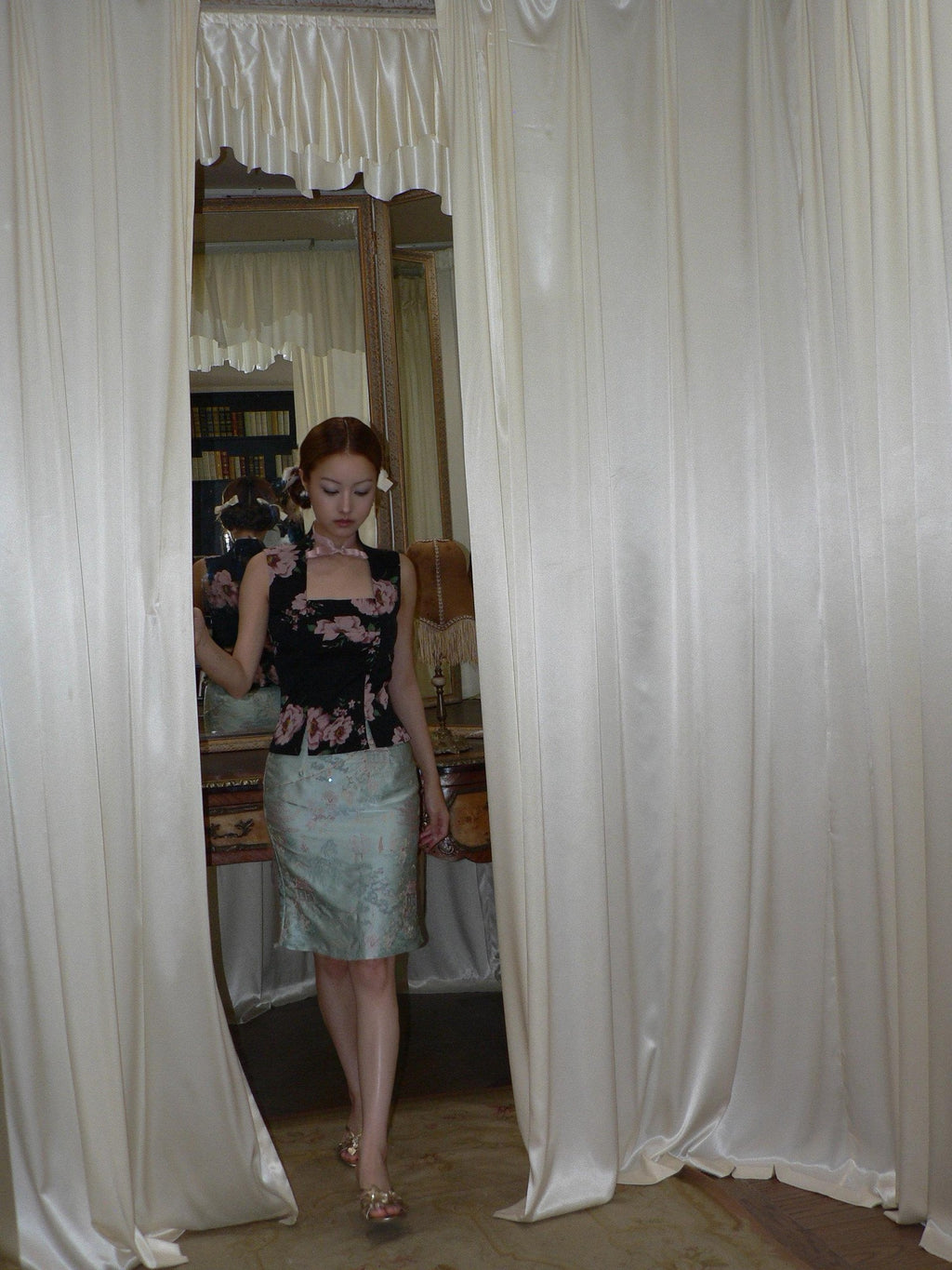 tattletale Scenic Embroidered Chinese Mid Waist Women's Satin Midi Skirts